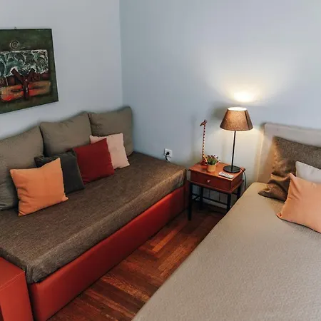 Monastiraki-Psiri, Old Town, 3-Bdr Apt, Sleep 6-10P, Spacious Court Yard Athens Exterior photo